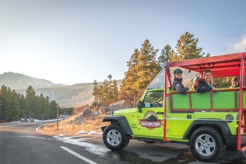 Rocky Mountain National Park Green Jeep Tour: Trailridge Safari