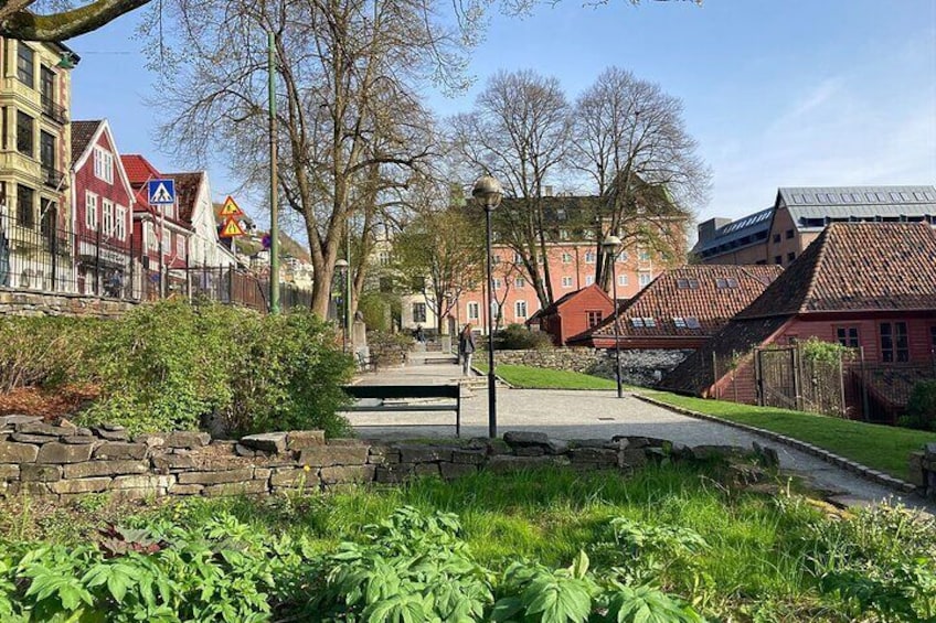 The Headless Horseman in Bergen a Self Guided Walking Tour Game