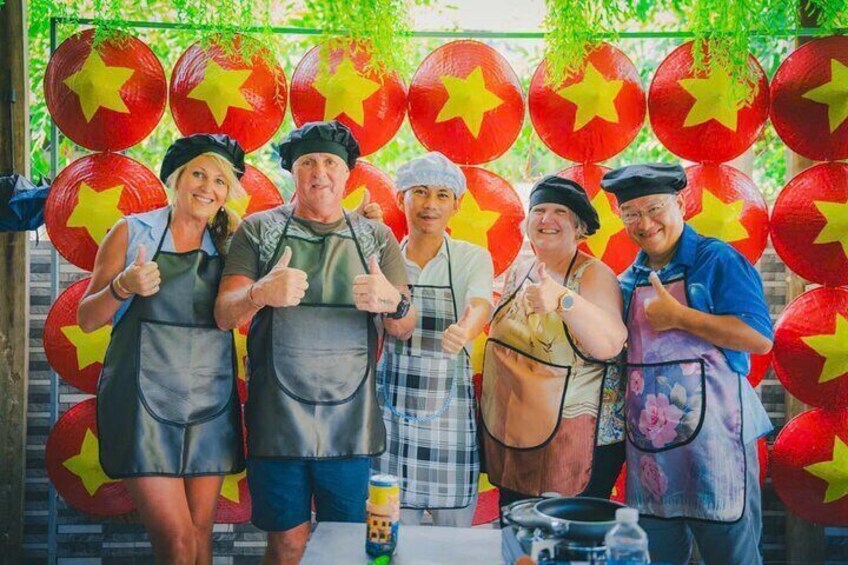 Experience Vietnamese Cooking Class and Local Market In Da Nang