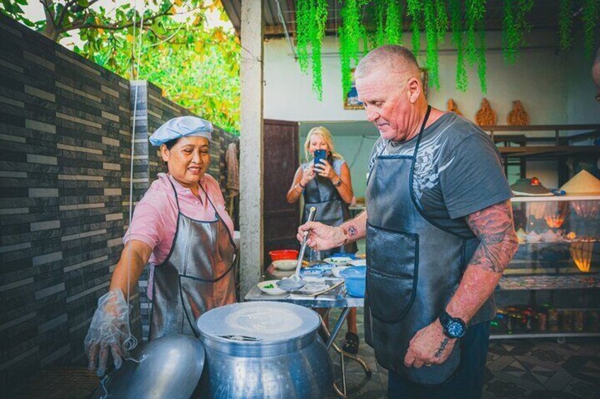 Experience Vietnamese Cooking Class and Local Market In Da Nang