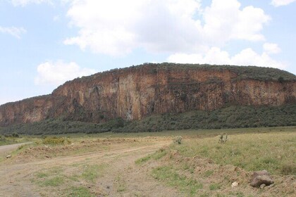 夜宿隆戈諾特山、奈瓦夏湖和地獄之門公園