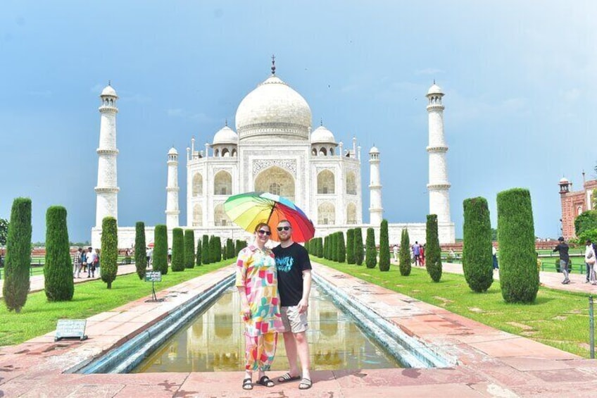 Same day Bangalore to Agra Taj Mahal Tour with Flight & Guide