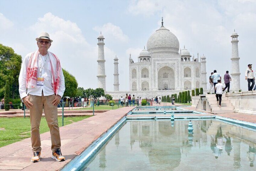 Full Day Guided Tour from Bangalore to Agra Taj Mahal with Flight