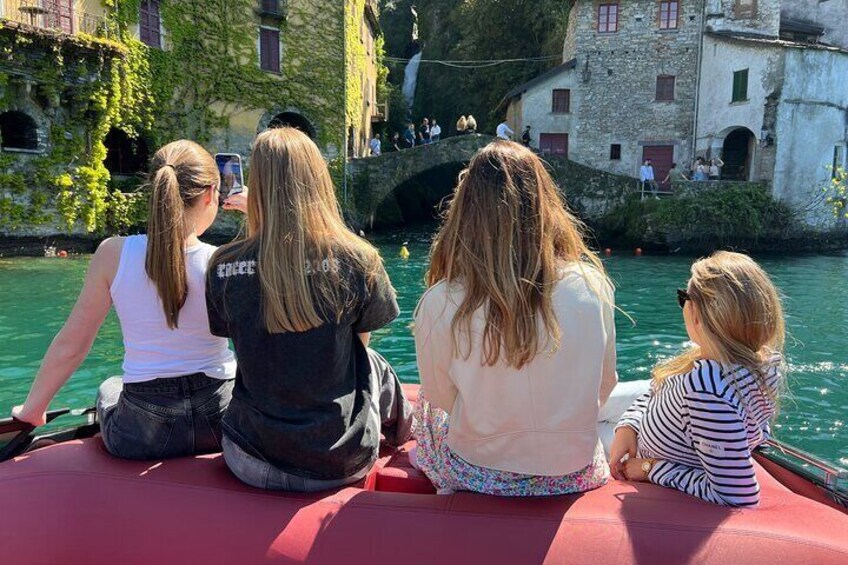 2 hour Private Boat Tour with Prosecco