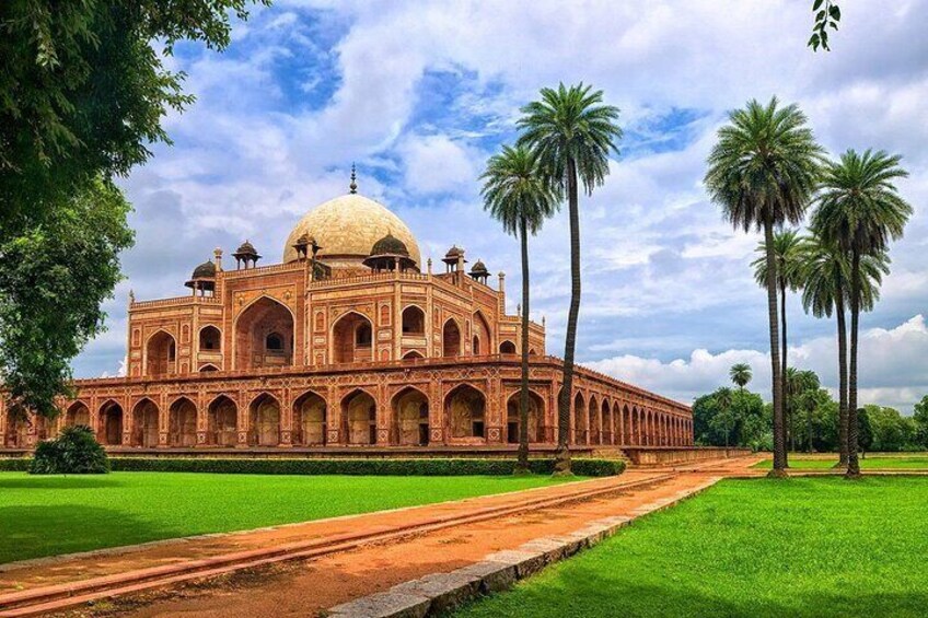 4 Days Golden Triangle Tour with Ranthambore Tiger Safari