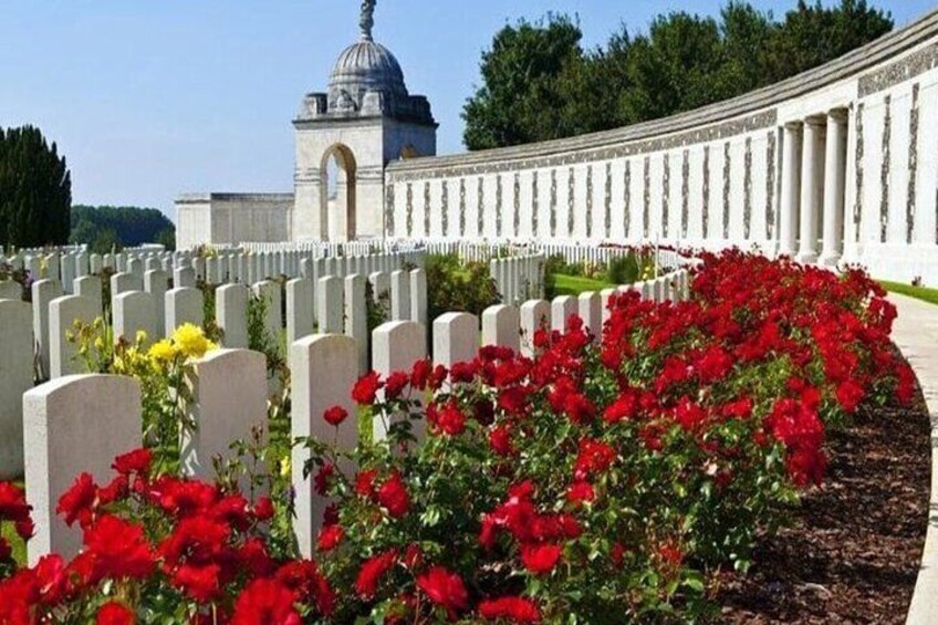 Multiday Private Tour Waterloo Flanders Field & Luxembourg 3 Days