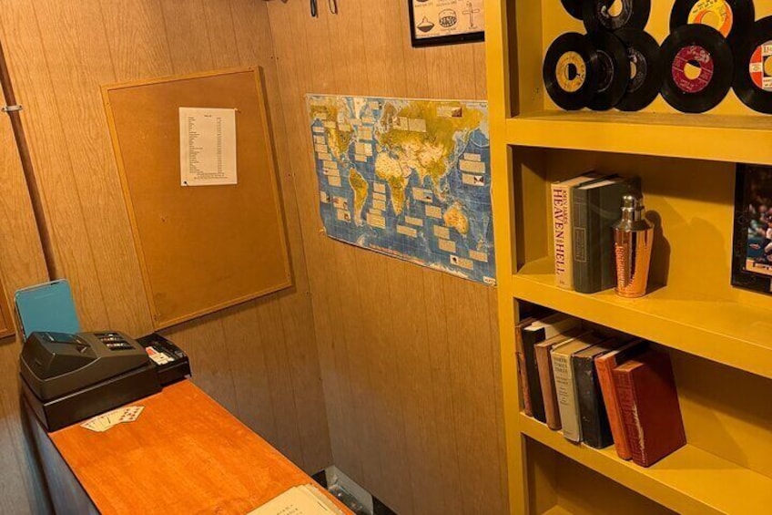 Society Zero: Pawn Shop Escape Room at Extreme Escape San Antonio