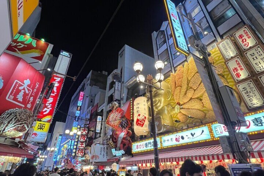 Dotombori is the center of Osaka! We can take you to amazing places