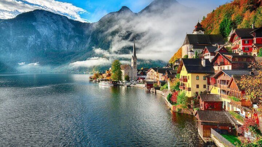 Day Tour from Vienna to Hallstatt and Salzburg with Photographer