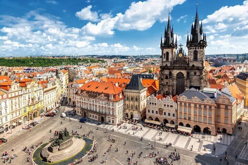 Private Self Guided Walking Tour to Royal Route Prague