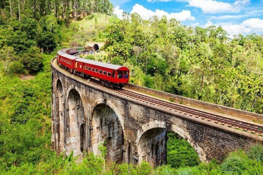 From Kandy Scenic Train Ride 1st or 2nd Class Seats to Ella