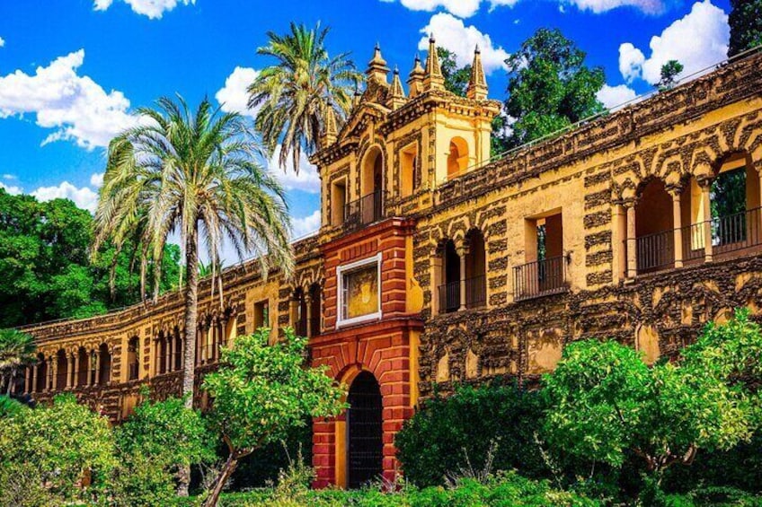 Seville: Priority Entry Cathedral, Giralda & Real Alcázar Tour