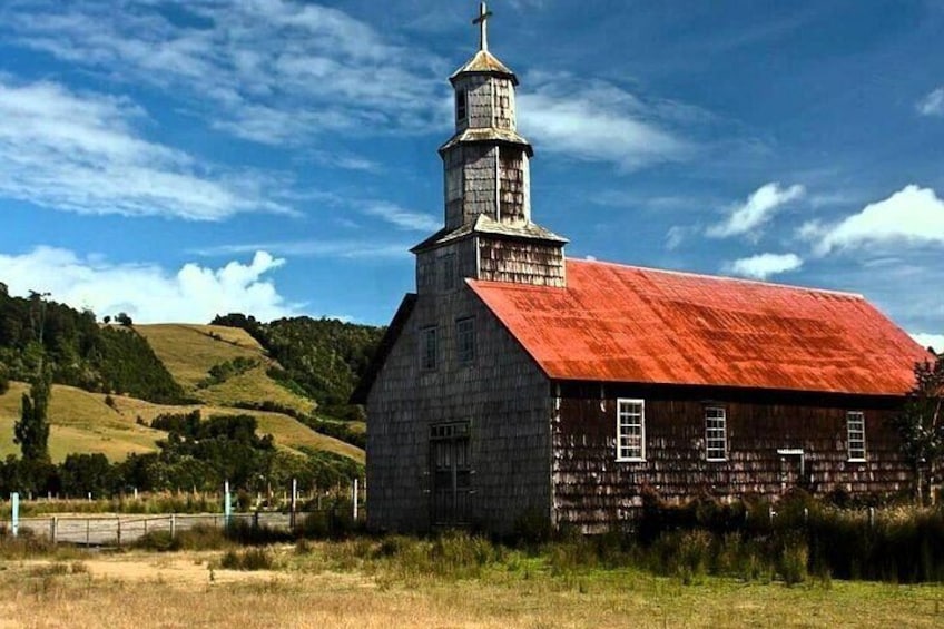 Chiloe, Castro and Dalcahue from Puerto Montt