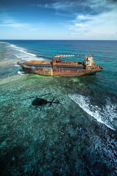 Picture 1 for Activity Blue Hole & Turneffe Islands: Helicopter Tour