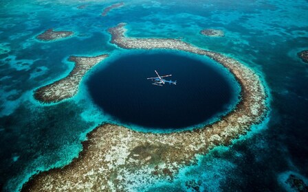 Blue Hole & Turneffe Islands: Helicopter Tour