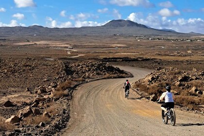 Fuerteventura Norte: Barranco E-Bike Tour