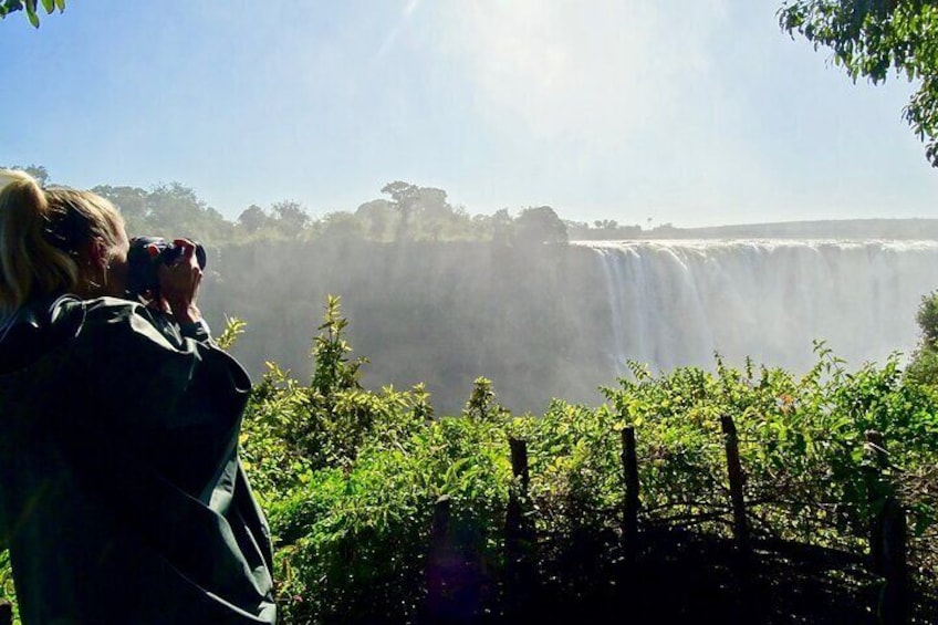 Half Day Guided Tour in Victoria Falls in Zambia and Zimbabwe