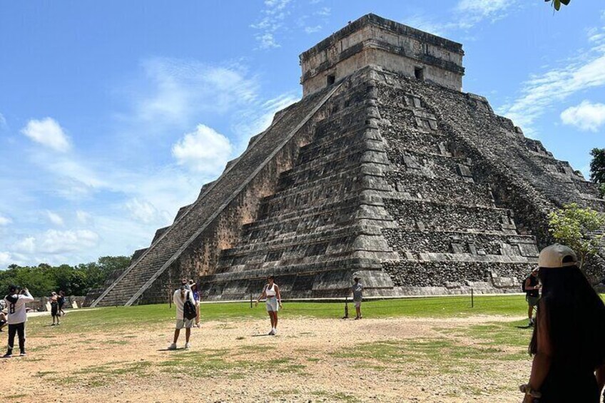 Private Day Tour to Chichen Itza and Cenotes from Valladolid