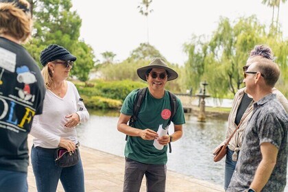 Sydney Harbour Cultural Walk, Australian Picnic Lunch & Wine