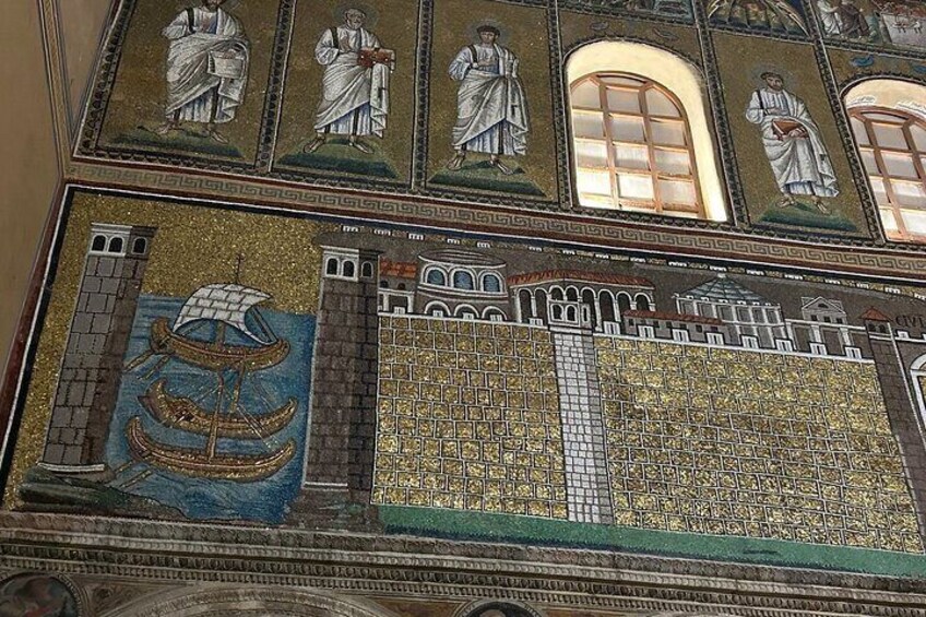 Ravenna Shared Guided Tour with Admission Tickets