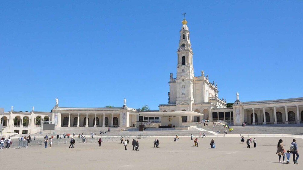 Picture 2 for Activity From Porto: Fátima Private Tour