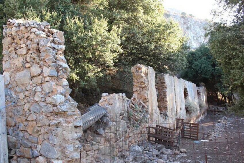 Abandoned WW2 German Bunkers & Hideouts in Chania, Crete - Chania WW2 History Tours