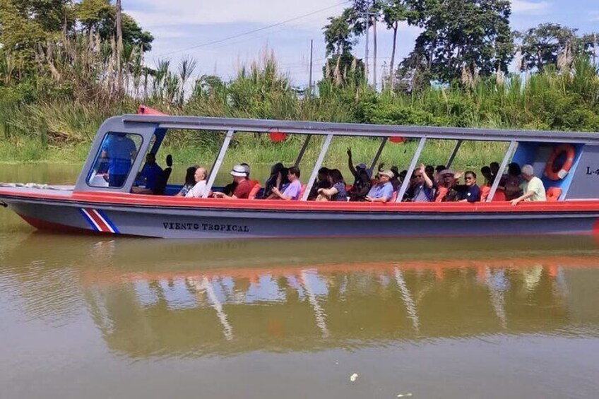 Channels from Limón to Tortuguero