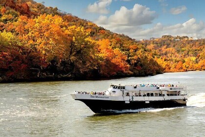 NYC Autumn Foliage Cruise: Experience Autumn's Beauty