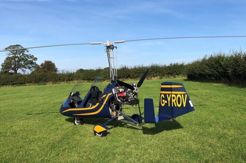 Gyrcopter landed in a farm strip