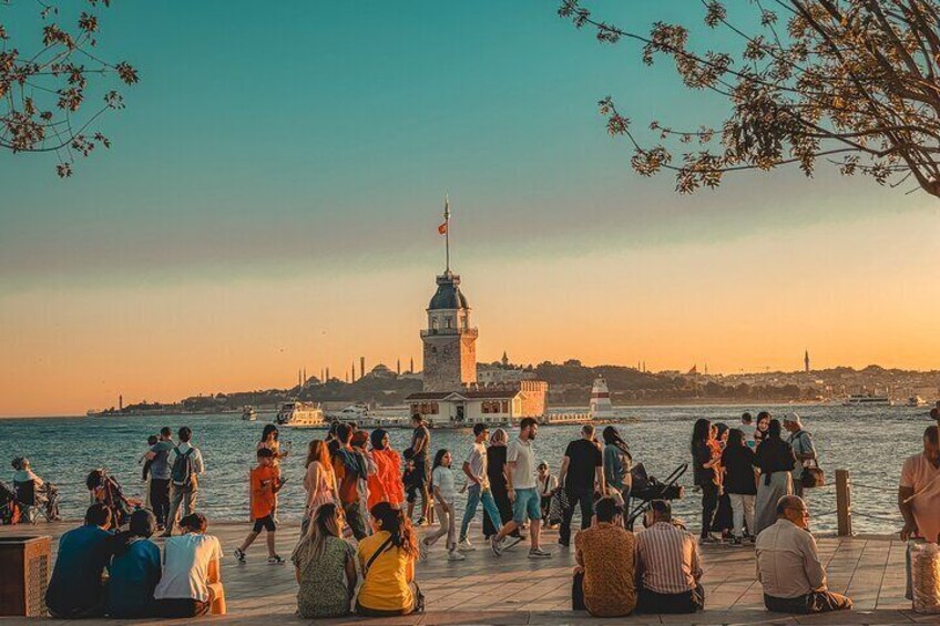 Private Guided Tour in Istanbul: Embrace Local Culture.