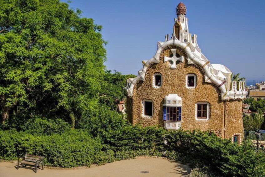 Barcelona Park Güell Exclusive Private Tour