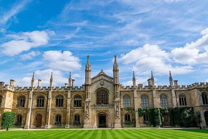 Cambridge Tour App, Hidden Gems Game and Big Britain Quiz (1 Day Pass) UK