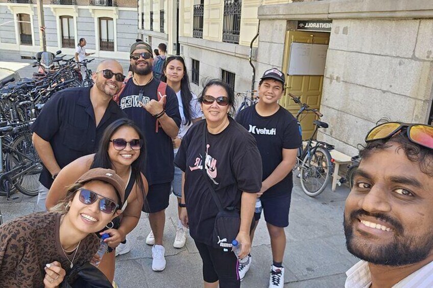 Ebike tour Madrid, green areas and panoramic views. 3 hours