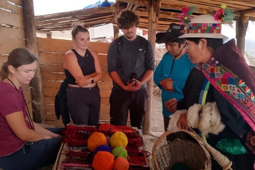 1 Day Trek in the Crater of Maragua and Inca Trails in Sucre