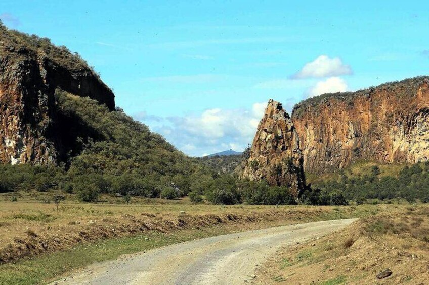 2 Days 1 night safari to Mt Longonot and Hell's Gate Park