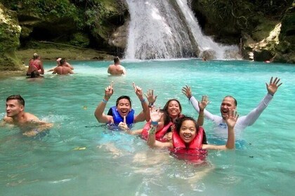 Tour de aventura y paseos a caballo por Blue Hole