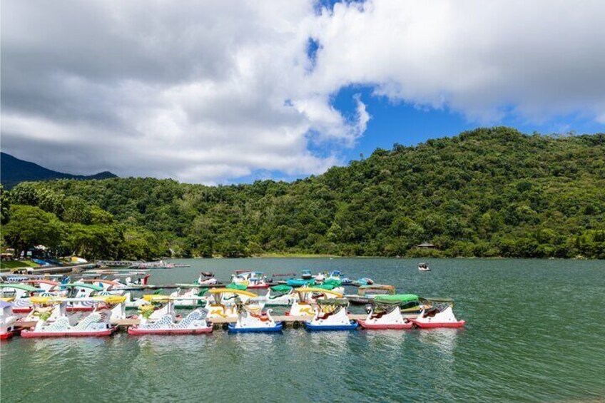 Hualien Day Tour Qixingtan Beach Liyu Lake Lintianshan Park