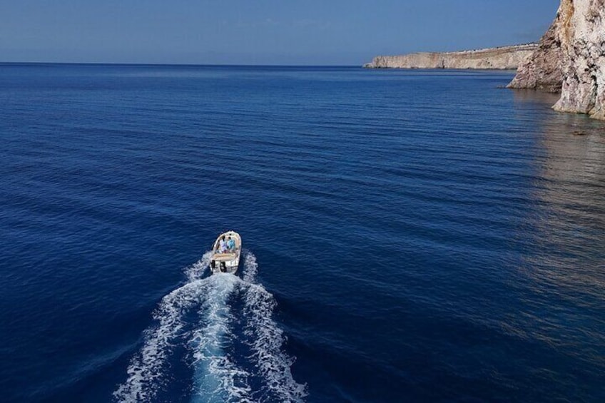 Customizable Half Day Private Boat Cruise in Milos 