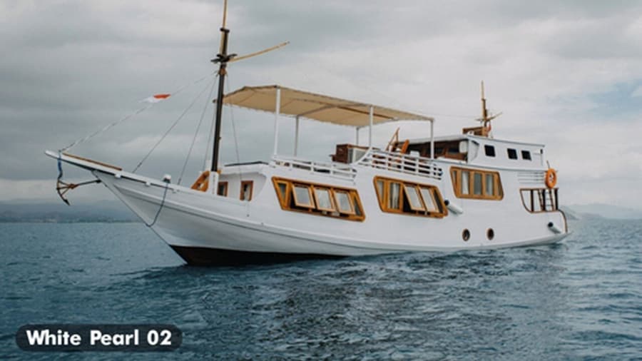 Marine Tourism : Phinisi White Pearl 02 Ticket