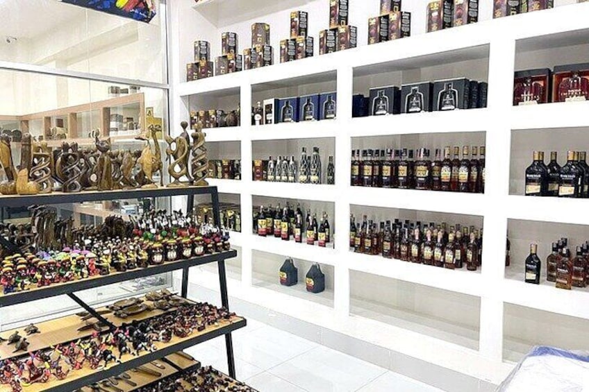 Souvenir Shopping Tour in Punta Cana Pickup Included
