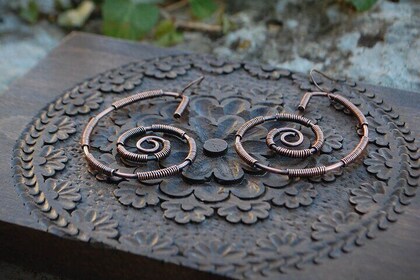 Creating Your Own Copper Wire Earrings Activity in Mostar