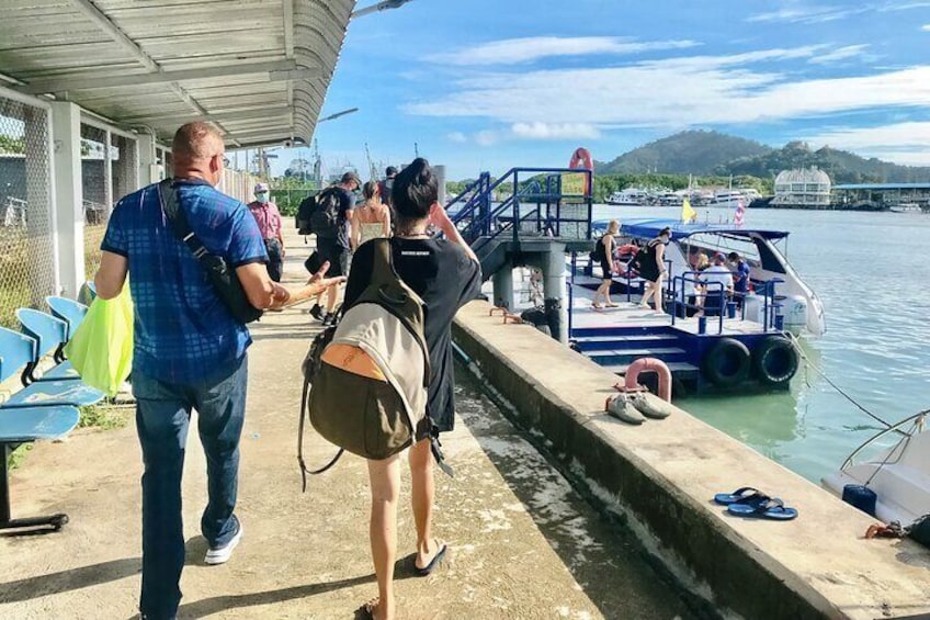 Speedboat Transfer Phi Phi Tonsai to Phuket with Dropoff Service