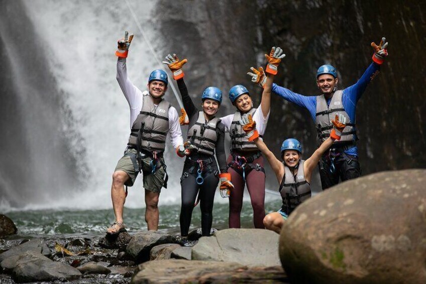 Guided Adventure in La Fortuna with Rainforest Falls Experience