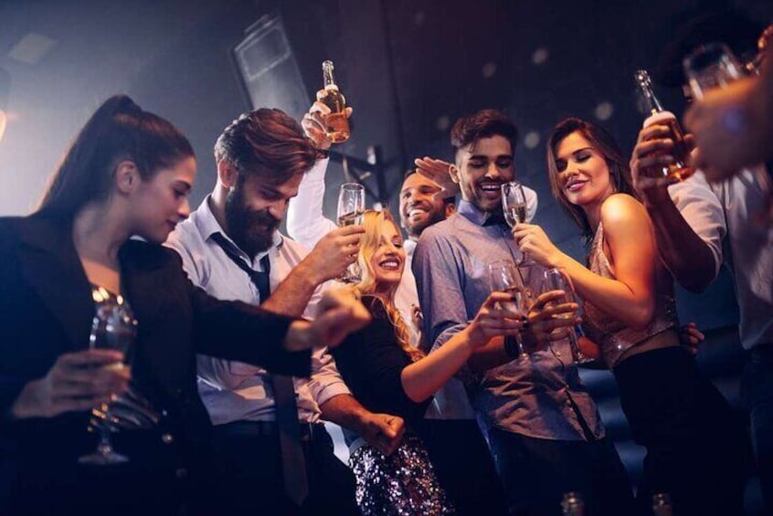 Bachelor(ette) Party with PubCrawl in Frankfurt