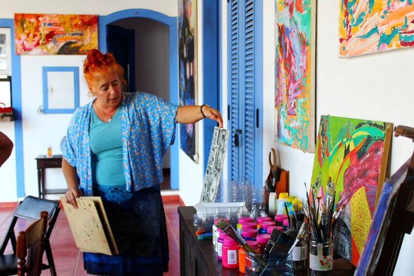 Picture 1 for Activity Paraty: 3-Hour Painting Class with an Artist