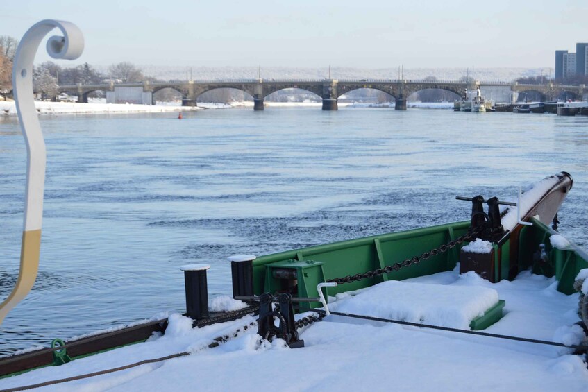 Picture 1 for Activity Dresden: Paddle Steamer Winter Cruise to Pillnitz