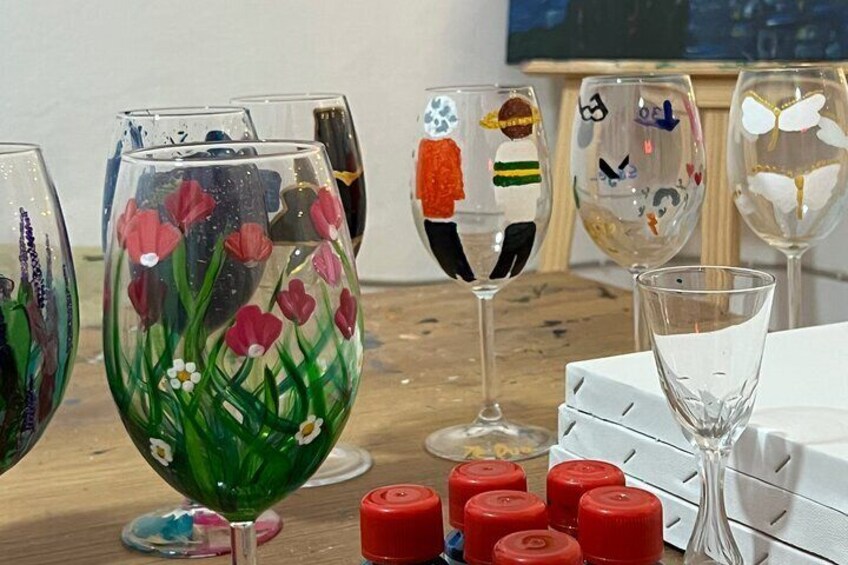 Wine Glass Painting - DIY The Perfect gift