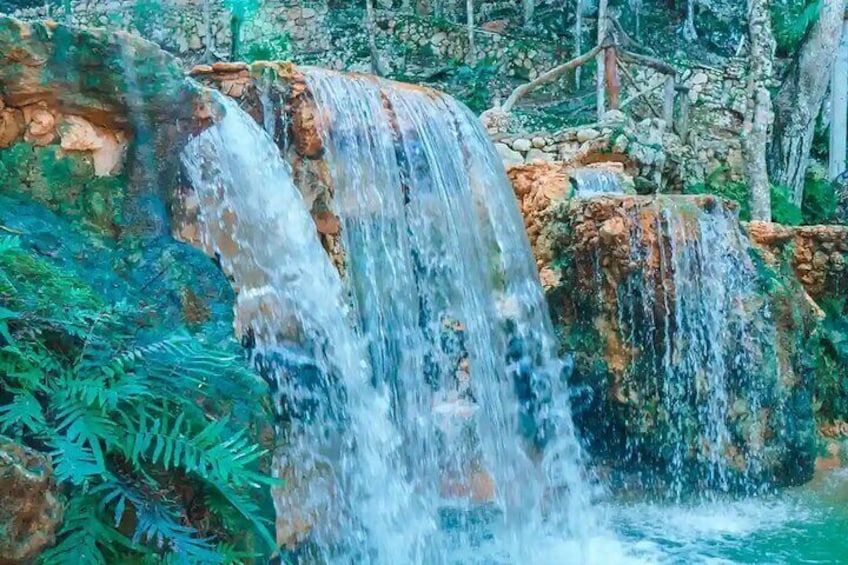 Explore Los Haitises and Montaña Redonda - Full Day Excursion
