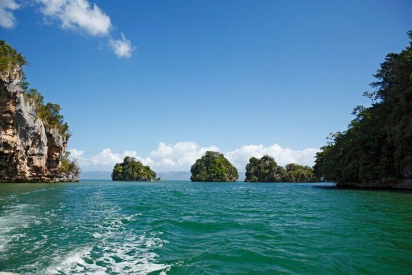 Haitises National Park: Tropical Paradise of Mangroves and Caves