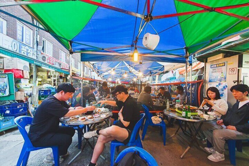 Food tents that only locals know about